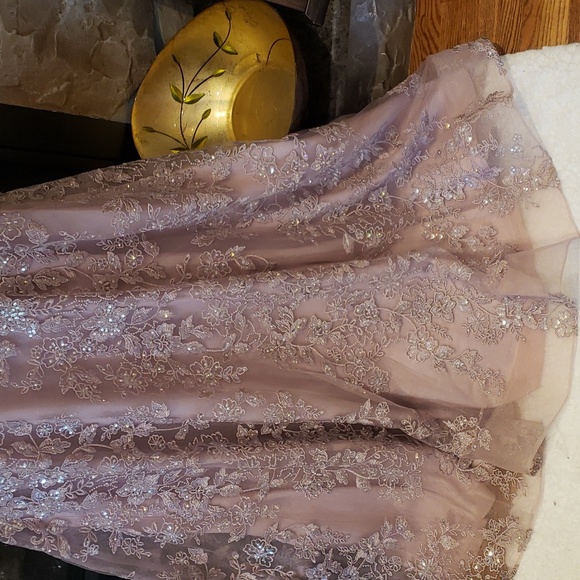 Nwt Mac Duggal Beaded & Floral-Embroidered Gown size 8 - Picture 5 of 11